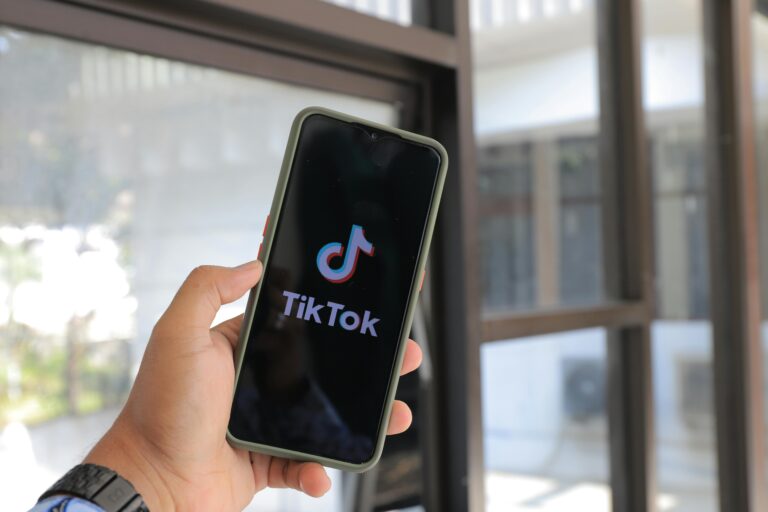 TikTok Shop no Brasil: como funciona e como ativar passo a passo